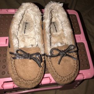 shoes - moccasins